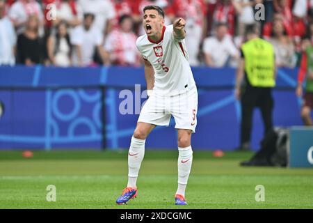 BERLIN – 21. JUNI: Jan Bednarek aus Polen reagiert beim Gruppenspiel der UEFA EURO 2024 zwischen Polen und Österreich im Olympiastadion auf J Stockfoto