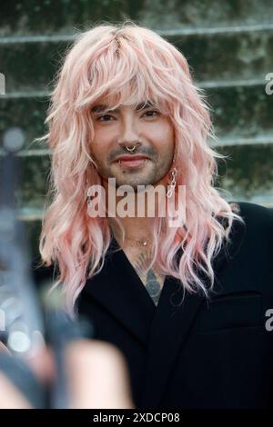 Kaulitz & Kaulitz , Filmpremiere im Delphi Filmpalast, Berlin, 21.06.2024 Bill Kaulitz bei der Premiere der Kaulitz & Kaulitz Netflix Realityserie im Delphi Kino in Berlin am 21.6.2024 Berlin Delphi Filmpalast *** Kaulitz Kaulitz , Filmpremiere im Delphi Filmpalast, Berlin, 21 06 2024 Bill Kaulitz bei der Uraufführung der Kaulitz Kaulitz Netflix Reality Serie im Delphi Kino in Berlin am 21 6 2024 Berlin Delphi Filmpalast Copyright: xAnitaxBuggex Stockfoto