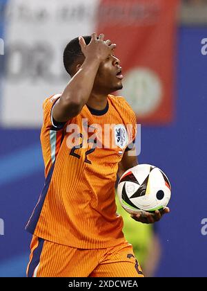 LEIPZIG - Denzel Dumfries aus Holland während des Gruppenspiels der UEFA EURO 2024 zwischen den Niederlanden und Frankreich im Stadion Leipzig am 21. Juni 2024 in Leipzig. ANP MAURICE VAN STEEN Stockfoto