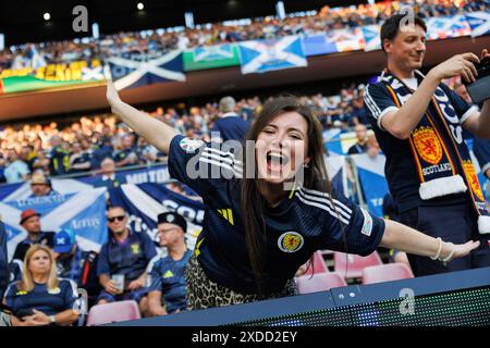 Köln, Deutschland. Juni 2024. Schottischer Fan beim Spiel der UEFA Euro 2024 zwischen den Nationalmannschaften Schottlands und der Schweiz im RheinEnergieStadion. Endnote : Schweiz 1:1 Schottland Credit: SOPA Images Limited/Alamy Live News Stockfoto