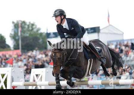 Michael Pender aus Irland mit HHS Fortune während des Springturniers Prix Turkish Airlines CSI5* beim Longines Paris Eiffel Jumping am 21. Juni 2024 in Paris, Frankreich (Foto: Maxime David - MXIMD Pictures) Stockfoto