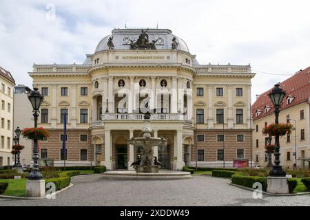 Slowakisches Nationaltheater im Stadtteil Stare Mesto, Bratislava, Slowakei Stockfoto