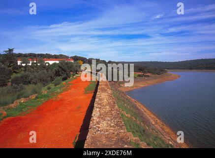 Römische Behälter. Naturpark Cornalvo, Merida, Provinz Badajoz, Extremadura, Spanien. Stockfoto