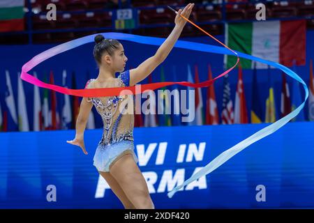 RAFFAELI Sofia (Ita) während der FIG Rhythmic Gymnastics World Cup, am 22. Juni 2024 beim Unipol Forum, Mailand während Rhythmic Gymnastic - World Cup 2024 - Einzelband und Vereine, Turnen in Assago, Italien, 22. Juni 2024 Stockfoto