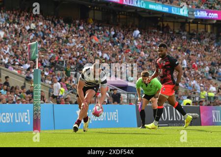 Twickenham, London, Großbritannien. Juni 2024. Jonny May von Barbarians läuft in der ersten Halbzeit beim Killick Cup Spiel zwischen Barbaren und Fidschi im Twickenham Stadium, Twickenham, Großbritannien am 22. Juni 2024. Foto von Phil Hutchinson. Nur redaktionelle Verwendung, Lizenz für kommerzielle Nutzung erforderlich. Keine Verwendung bei Wetten, Spielen oder Publikationen eines einzelnen Clubs/einer Liga/eines Spielers. Quelle: UK Sports Pics Ltd/Alamy Live News Stockfoto