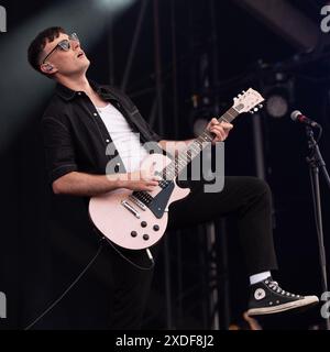 Seaclose Park, Newport, Großbritannien. Juni 2024. Die K's treten am 21. Juni 2024 auf der Hauptbühne des Isle of Wight Festivals im Seaclose Park auf. Credit: Emma Terracciano/Alamy Live News Stockfoto