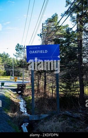 Willkommen bei Oakfield Sign on NS 2 in Nova Scotia, Kanada Stockfoto