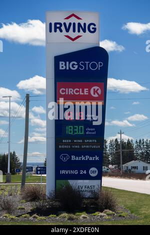 Irving Oil Big Stop und Circle K Schild in Aulac, New Brunswick, Kanada Stockfoto