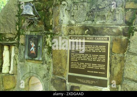 Chase City, VA, USA. Die Mauer am Eingang des MacCallum More Museum and Gardens. Stockfoto