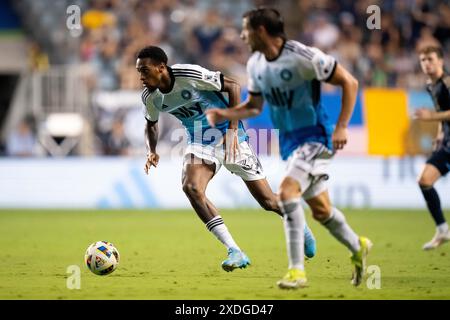 Chester, Pennsylvania, USA. Juni 2024. Charlotte FC-Stürmer Iuri Tavares (38) kontrolliert den Ball während der zweiten Hälfte eines MLS-Spiels gegen die Philadelphia Union im Subaru Park in Chester, Pennsylvania. Kyle Rodden/CSM/Alamy Live News Stockfoto