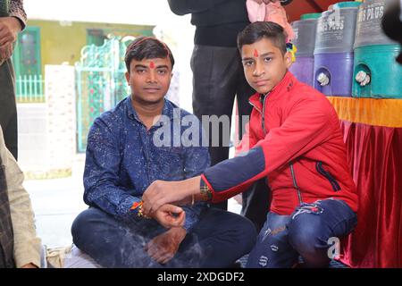 Hochzeitsbild mit meinem Bruder und andere Rituale und Zeremonien Stockfoto