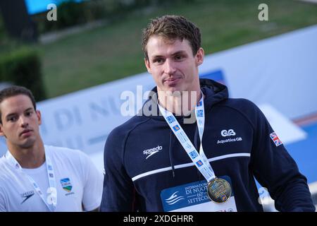 Rom, Italien. Juni 2024. Benjamin ist stolz auf Großbritannien auf dem Podium der Männer 50m Freistil Finale A während des ersten Tages bei den Schwimm-Internationals der 60. Settecolli Trophy. Quelle: SOPA Images Limited/Alamy Live News Stockfoto