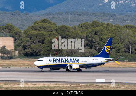 20240621 Palma de Mallorca PALMA, SPANIEN - 21. JUNI 2024 : 9H-VVR MALTA AIR BOEING 737 MAX 8 at - Palma de Mallorca am 21. Juni 2024 in Palma, . Palma Baleares Spanien *** 20240621 Palma de Mallorca PALMA, SPANIEN 21. JUNI 2024 9H VVR MALTA AIR BOEING 737 MAX 8 in Palma de Mallorca am 21. Juni 2024 in Palma, Palma Baleares Spanien Stockfoto