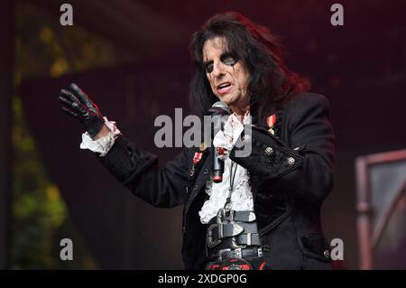 Alice Cooper live bei einem Konzert seiner zu nahe für die Comfort-Tour auf der Waldbühne. Northeim, 22.06.2024 *** Alice Cooper live bei einem Konzert seiner Too Close for Comfort Tour an der Waldbühne Northeim, 22 06 2024 Foto:XC.xNiehausx/xFuturexImagex cooper 4636 Stockfoto