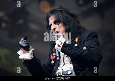 Alice Cooper live bei einem Konzert seiner 'Too Close for Comfort'-Tour auf der Waldbühne. Northeim, 22.06.2024 Stockfoto