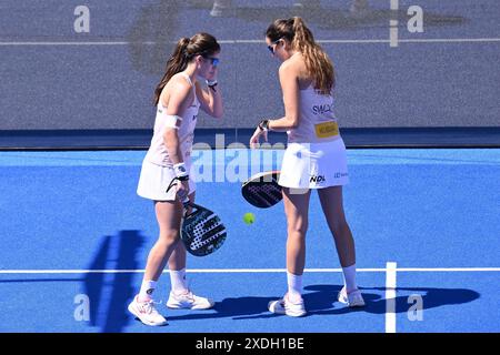 Gemma Triay Pons und Claudia Fernandez Sanchez treten am 22. Juli 2024 im Halbfinale des BNL Italienischen Major Premier Padel im Foro Italico in Rom an Stockfoto