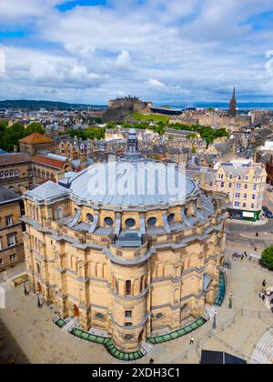 Luftaufnahme der Edinburgh University McEwan Hall auf dem Bristo Square Edinburgh, Schottland, Großbritannien Stockfoto