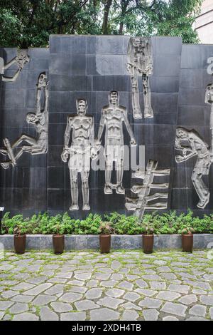 Hanoi, Vietnam - 29. Januar 2024: BAS-Hilfe mit Folter und Brutalität im Gefängnis Hoa Lo Maison Centrale, Hanoi Stockfoto