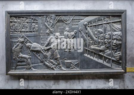 Hanoi, Vietnam - 29. Januar 2024: BAS-Hilfe mit Folter und Brutalität im Gefängnis Hoa Lo Maison Centrale, Hanoi Stockfoto