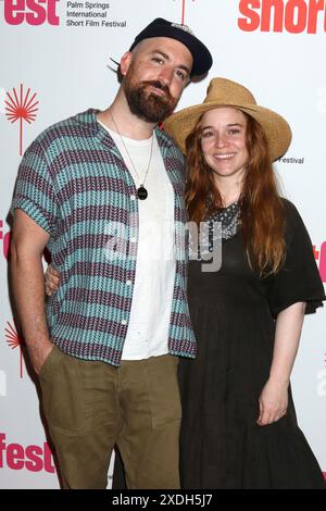 LOS ANGELES - 22. Juni: Chris Gabriel, Renee Felice Smith beim 30. Palm Springs International ShortFest im Regal Palm Springs am 22. Juni 2024 i Stockfoto