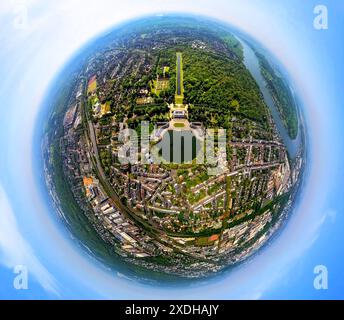 Blick aus der Luft, Benrath Palace mit Schlossteich und Schlosspark, Benrath Palace Orangerie und länglichem Spiegelteich, Globus, Fischaugenbild, 360-Grad-Bild Stockfoto