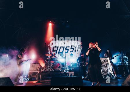 Rom, Italien. Juni 2024. Die Sängerin Beth Ditto tritt mit ihrer Band Gossip in der Villa Ada in Rom auf. Quelle: SOPA Images Limited/Alamy Live News Stockfoto