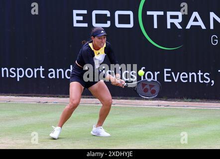 Berlin, Deutschland. Juni 2024. Jessica PEGULA von USA in Aktion während ihres WTA 500 ecoTRANS Ladies German Open Halbfinales gegen Coco GAUFF aus den USA im Rot Weiss Tennis Club in Berlin. Quelle: Oleksandr Prykhodko/Alamy Live News Stockfoto