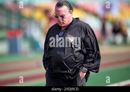 Jim Tomsula (Rhein Fire, Head Coach), nachdenklich, GER, Berlin Thunder vs. Rhein Fire, American Football, Saison 2024, European League of Football, elf, Woche 5, 23.06.2024, Foto: Eibner-Pressefoto/ Claudius Rauch Stockfoto