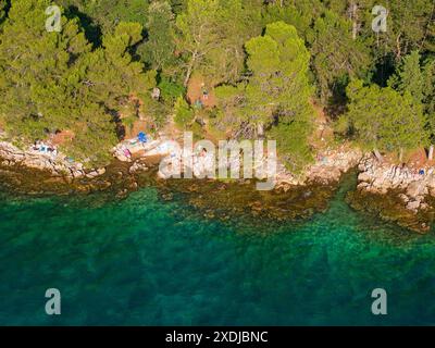 Luftaufnahme der Küste bei Malinska auf der Insel Krk, Kroatien Stockfoto
