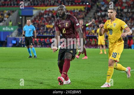 Romelu Lukaku (10) aus Belgien und Razvan Marin (18) aus Rumänien, die während eines Fußballspiels zwischen den belgischen Nationalmannschaften, den Roten Teufeln und Rumänien am zweiten Spieltag in der Gruppe E in der Gruppenphase des UEFA Euro 2024-Turniers, dargestellt wurden , am Sonntag den 22 . Juni 2024 in Köln , Deutschland . FOTO SPORTPIX | David Catry Stockfoto