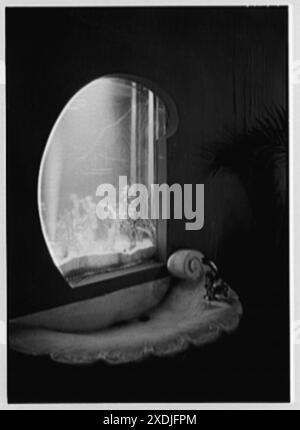 Beach Theatre, Lincoln Rd., Miami Beach, Florida. Lounge-Aquarium. Gottscho-Schleisner Kollektion Stockfoto