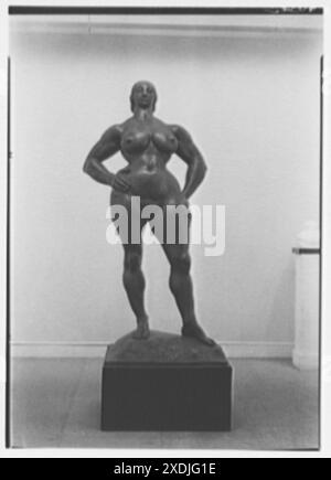 Gaston Lachaise, Ausstellung im Museum of Modern Art Heldenhafte Frau. Gottscho-Schleisner Kollektion Stockfoto