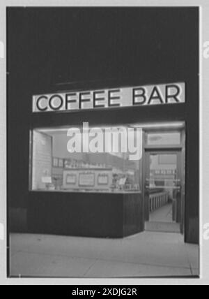 Hotel Bryant Coffee Bar, Broadway und 54th St., New York City. Exterieur I. Gottscho-Schleisner Sammlung Stockfoto