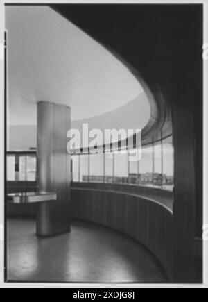 First Federal Savings and Loan Association, RCA Building, Rockefeller Center, New York City. Scharfes Detail I. Gottscho-Schleisner Kollektion Stockfoto