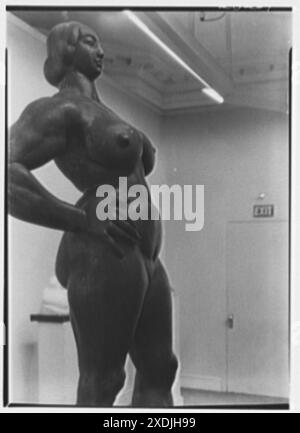 Gaston Lachaise, Ausstellung im Museum of Modern Art Heroisches Frauendetail. Gottscho-Schleisner Kollektion Stockfoto