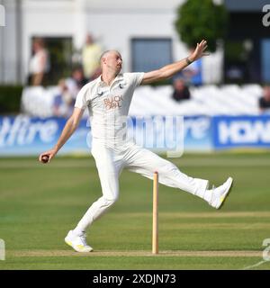 Canterbury, England. Juni 2024. Charlie Stobo spielt während des ersten Tages der Vitality County Championship Division One zwischen Kent County Cricket Club und Lancashire County Cricket Club auf dem Spitfire Ground in St Lawrence in Canterbury. Kyle Andrews/Alamy Live News. Stockfoto