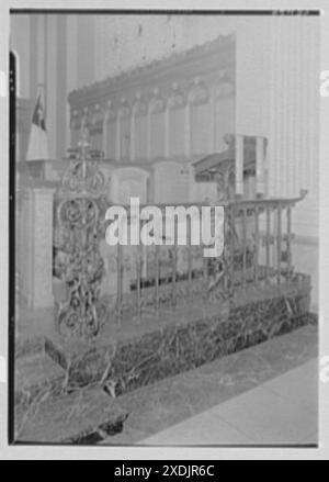 Brick Presbyterian Church, 91st St. und Park Ave., New York City. Rednerpult. Gottscho-Schleisner Kollektion Stockfoto