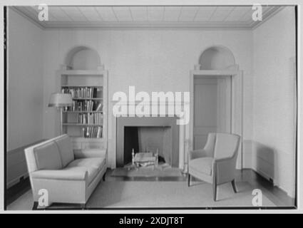 Emily Abbey Hall, Mount Holyoke College, South Hadley, Massachusetts. Bibliothek. Gottscho-Schleisner Kollektion Stockfoto