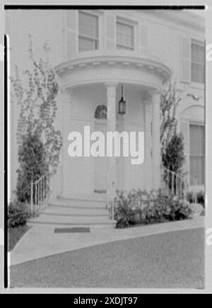 Bennett Chapple, Residenz an der Barton Rd., Palm Beach, Florida. Eingangsdetails. Gottscho-Schleisner Kollektion Stockfoto
