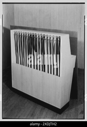 Phillips-Jones für Van Heusen. Ladeneinbauten XI. Gottscho-Schleisner Kollektion Stockfoto