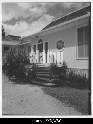 Dr. und Mrs. Matthew Mellon, Wohnsitz in Runaway Bay, Jamaika, British West Indies. Eingang II. Sammlung Gottscho-Schleisner Stockfoto