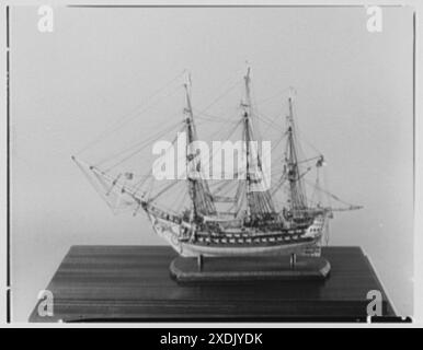 Seamen's Bank für Sparguthaben. Modell Le Tigre. Gottscho-Schleisner Kollektion Stockfoto