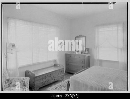 Edwin W. Hambley, 4012 Irvington Ave., Coconut Grove, Florida. Schlafzimmer. Gottscho-Schleisner Kollektion Stockfoto