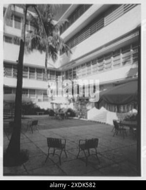 Good Samaritan Hospital, West Palm Beach, Florida. Terrasse. Gottscho-Schleisner Kollektion Stockfoto