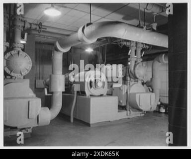 Esso-Gebäude, Baton Rouge, Louisiana. Geräteraum. Gottscho-Schleisner Kollektion Stockfoto