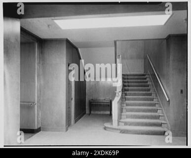 Johnson & Johnson, Research Center, New Brunswick, New Jersey. Treppenaufgang. Gottscho-Schleisner Kollektion Stockfoto