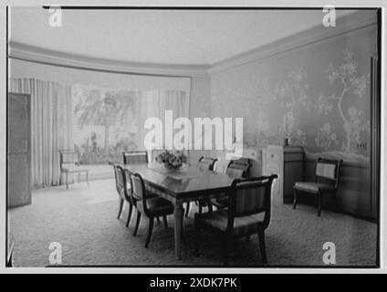 Sidney Vere-Smith, Residenz 1440 S. Ocean Blvd., Palm Beach, Florida. Speisesaal, zur Terrasse. Gottscho-Schleisner Kollektion Stockfoto