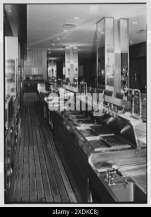 Schrafft's, Esso Building, Rockefeller Center, New York. Limonadenbrunnen. Gottscho-Schleisner Kollektion Stockfoto