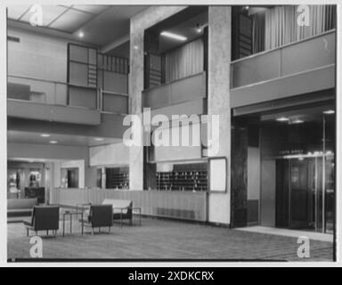 Hotel New Yorker, 34th St. und 8th Ave., New York City. Blick zum Schlüsselpult. Gottscho-Schleisner Kollektion Stockfoto