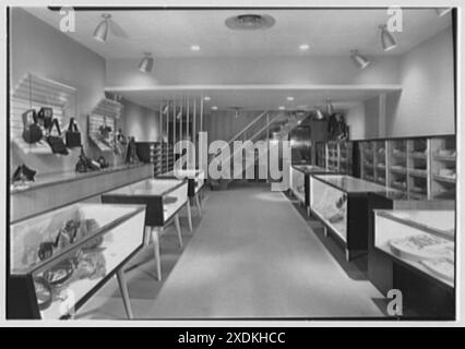 Plymouth Shop, Geschäft am 2287 Broadway, New York City. Inneneinrichtung III. Sammlung Gottscho-Schleisner Stockfoto